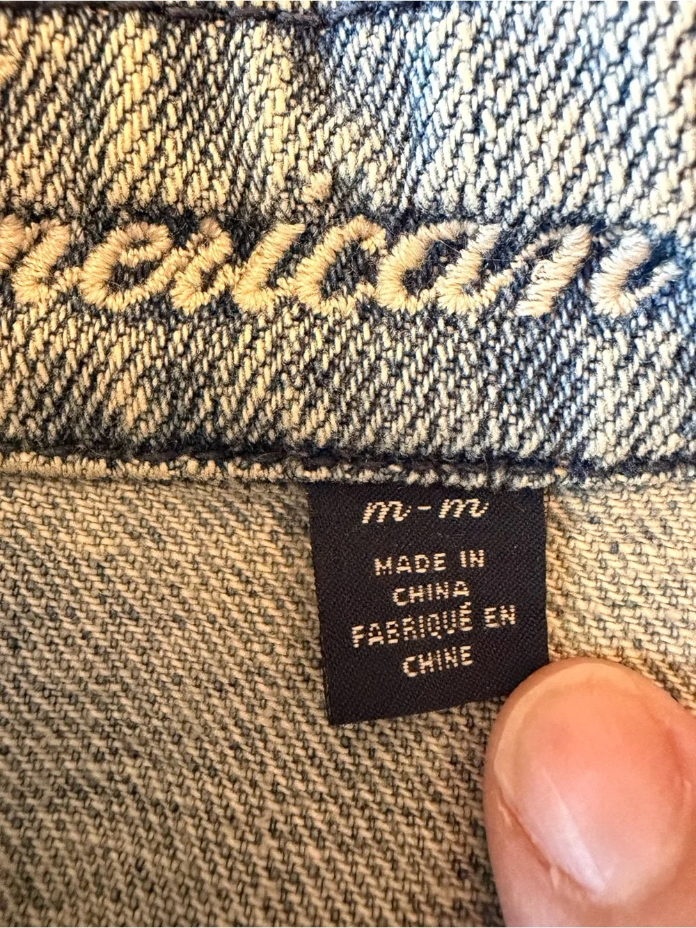 American Eagle Outfitters classic sleeveless